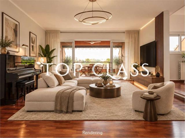 Appartamento in vendita di 167 m² in Via Salvo D&apos Acquisto, 1