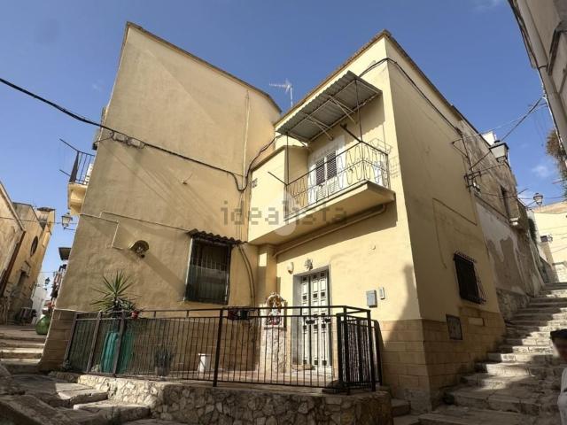Appartamento in vendita di 167 m² in Via San Caterina, 2