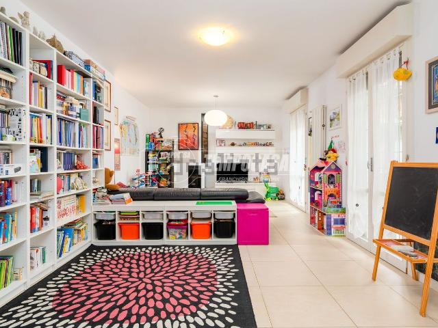 Appartamento in vendita di 167 m² in Via William Bertoni