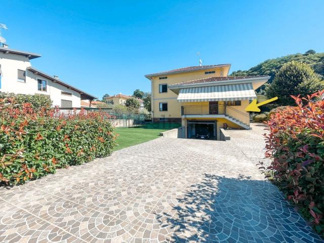 Appartamento in vendita di 167 m² in Viale Giacomo Matteotti, 37