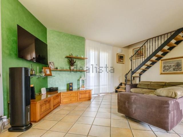 Appartamento in vendita di 167 m² in Viale Lombardia, 50