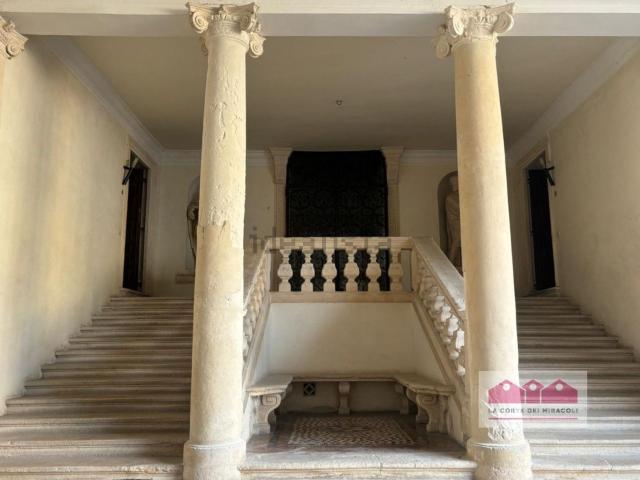 Appartamento in vendita di 167 m² in Contrada San Silvestro