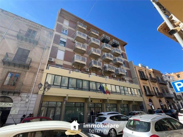 Appartamento in vendita di 167 m² in Corso Umberto e Margherita, 58
