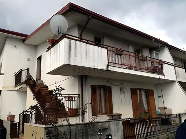 Appartamento in vendita di 168 m² in Via Cappuccini