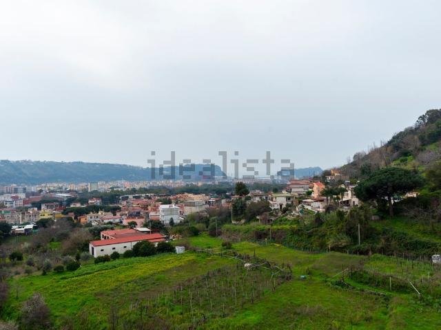 Appartamento in vendita di 168 m² in Via Vincenzo Tiberio, 21