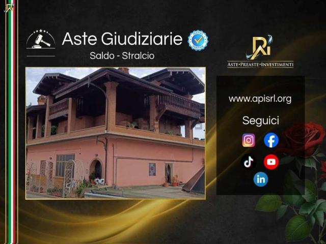 Appartamento in vendita di 168 m² in Via Badette, 48