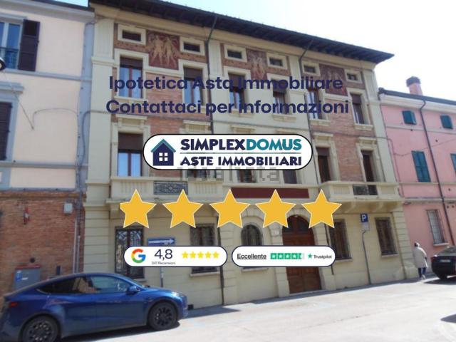 Appartamento in vendita di 168 m² in Via Giovita Lazzarini