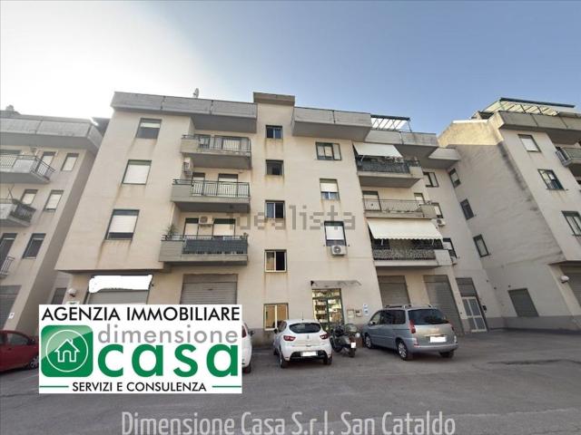 Appartamento in vendita di 168 m² in Via Donatori di Sangue, 11