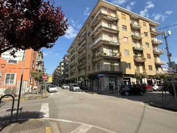 Appartamento in vendita di 168 m² in Via Europa