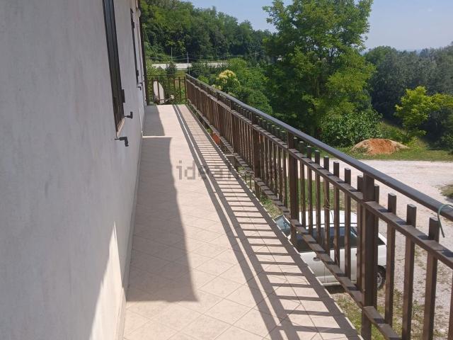 Appartamento in vendita di 168 m² in Via Mattonà