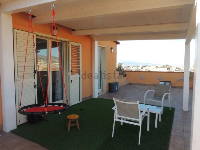 Appartamento in vendita di 168 m² in Via Sbarre Inferiori, 379