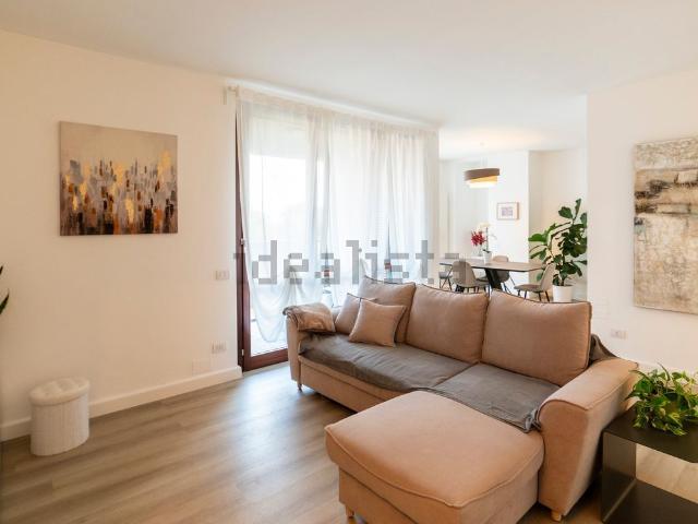 Appartamento in vendita di 168 m² in Via Papa Giovanni XXIII, 5