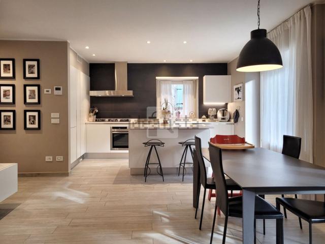 Appartamento in vendita di 168 m² in Via Piave