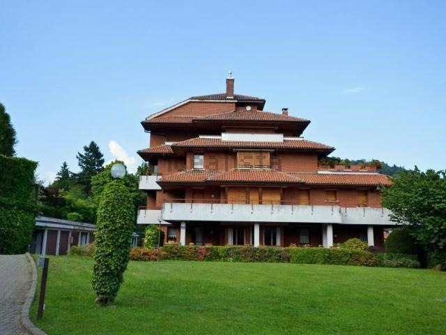 Appartamento in vendita di 168 m² in Via Pier Giorgio Frassati, 9