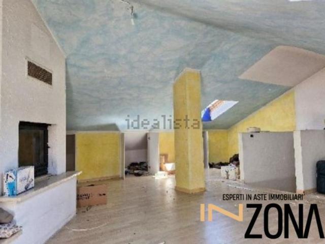 Appartamento in vendita di 168 m² in Via Prato