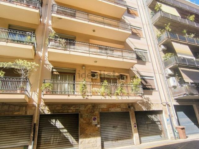 Appartamento in vendita di 168 m² in Via Raffaele Valensise