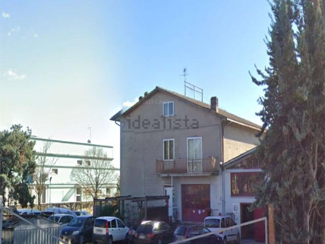 Appartamento in vendita di 168 m² in Via V. Vecchietti