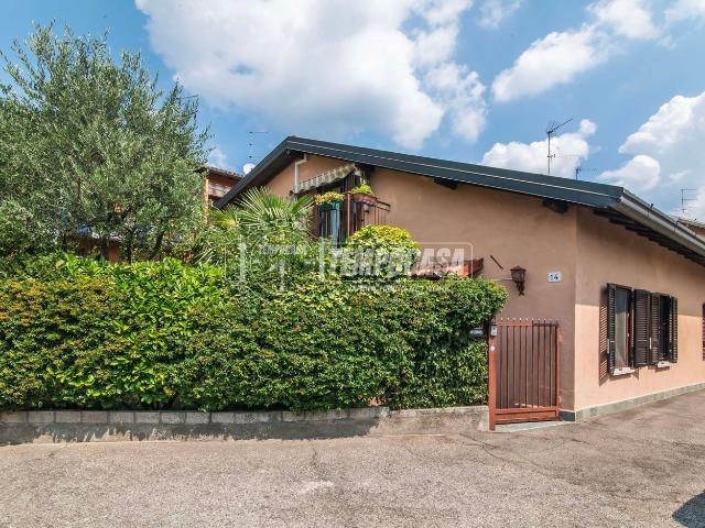 Appartamento in vendita di 168 m² in Via Villa Giovio, 14