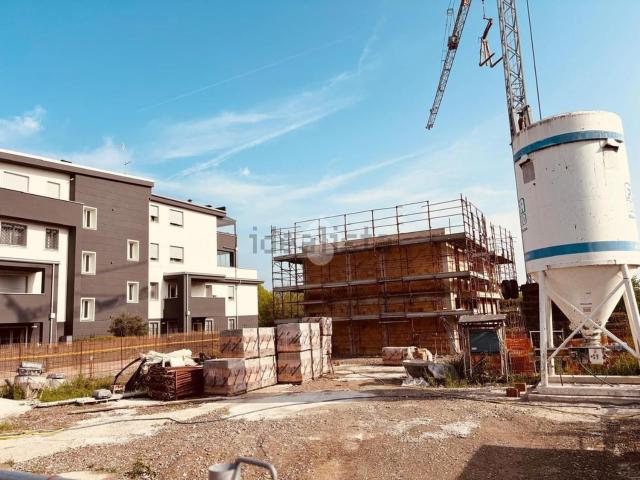 Appartamento in vendita di 169 m² in Via Alessandro Scorzoni, 1