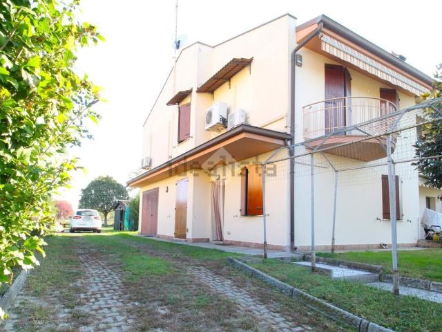 Appartamento in vendita di 169 m² in Via Machado Antonio, 10