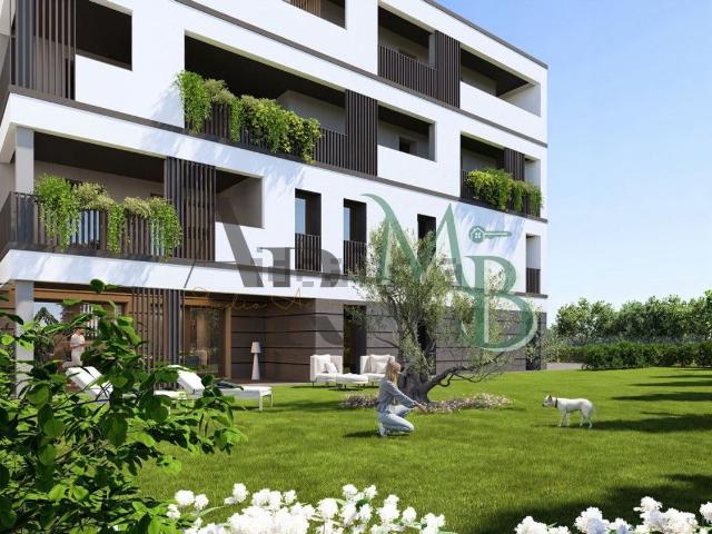 Appartamento in vendita di 169 m² in Via Risorgimento