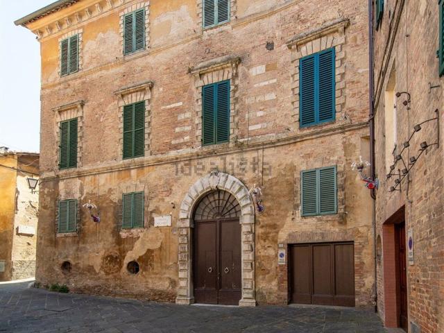 Appartamento in vendita di 169 m² in Piazza Conte
