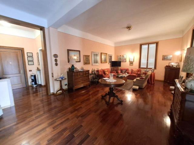Appartamento in vendita di 170 m²