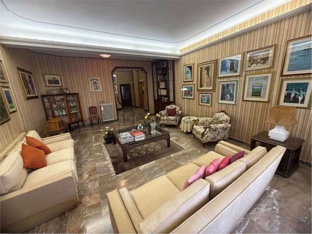 Appartamento in vendita di 170 m²