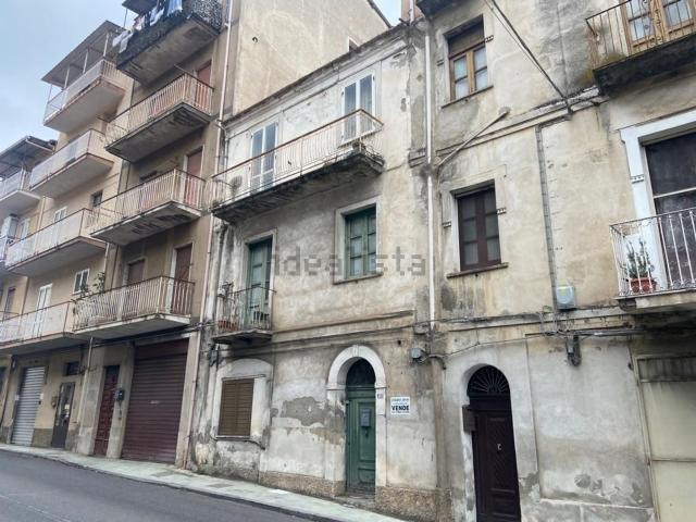 Appartamento in vendita di 170 m² in Via Conforti