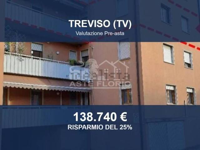 Appartamento in vendita di 170 m² in Via Cavalleggeri Treviso, 1
