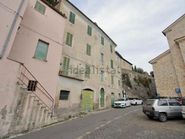 Appartamento in vendita di 170 m² in Via Cavour, 66