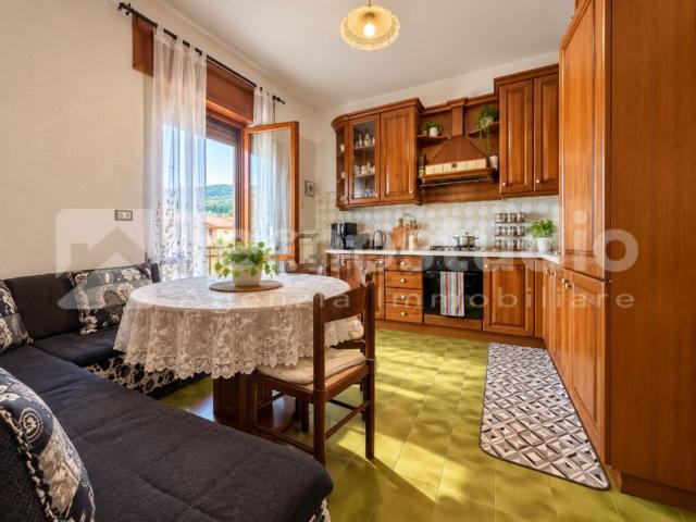 Appartamento in vendita di 170 m² in Via Cavour