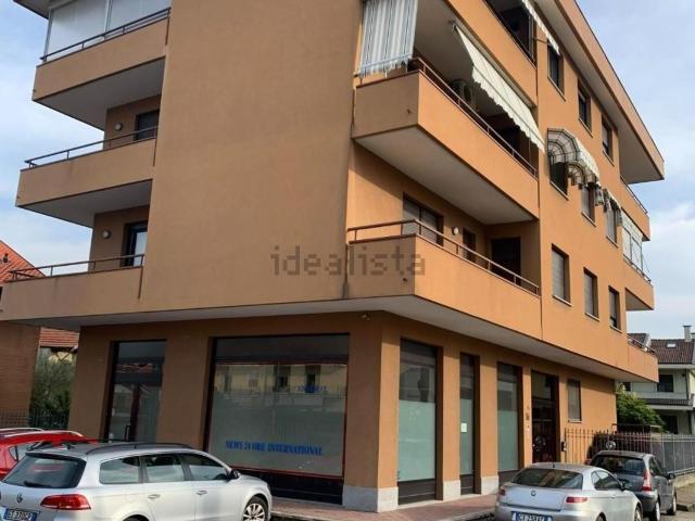 Appartamento in vendita di 170 m² in Via Camossetti, 16