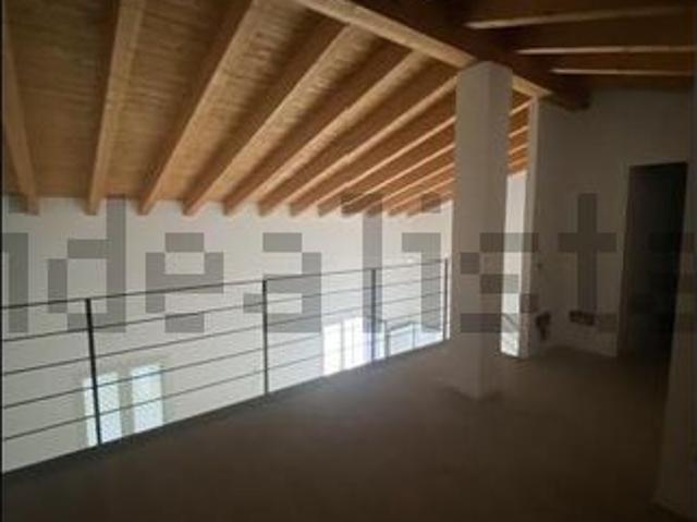 Appartamento in vendita di 170 m² in Via Carlo Cattaneo, 2