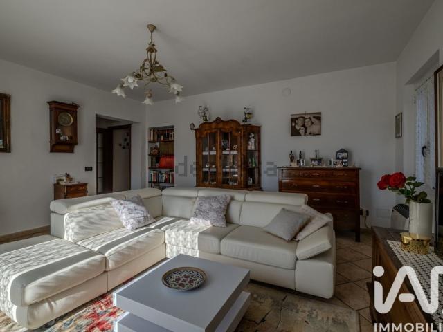 Appartamento in vendita di 170 m² in Via Cremona