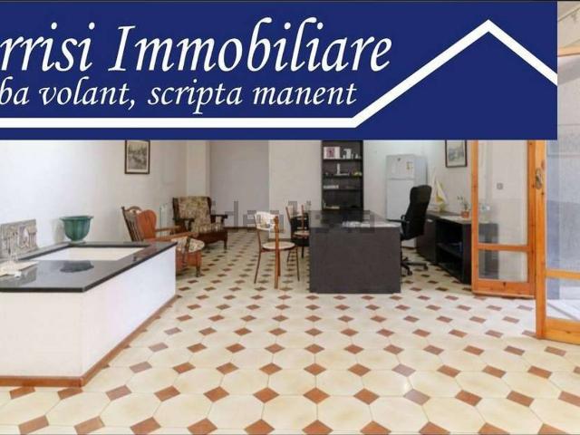Appartamento in vendita di 170 m² in Via Cristoforo Colombo, 2