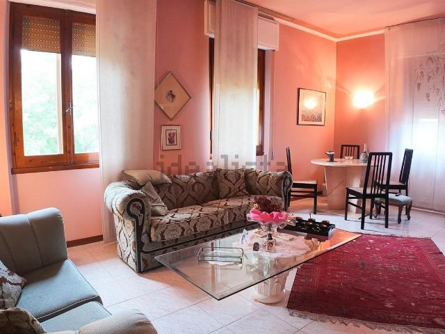 Appartamento in vendita di 170 m² in Via Alfredo Guarducci