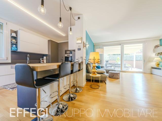 Appartamento in vendita di 170 m² in Via Benedetto Croce, 8