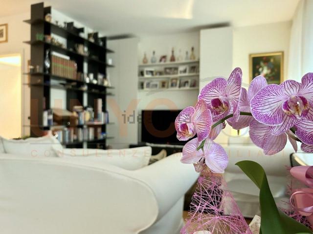 Appartamento in vendita di 170 m² in Via Giacomo Matteotti