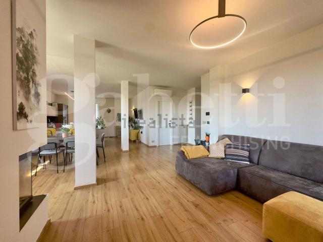 Appartamento in vendita di 170 m² in Via Giambattista Tiepolo