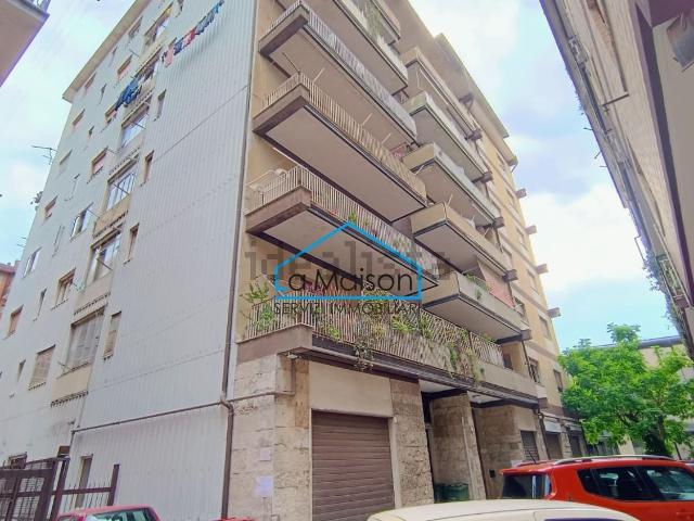 Appartamento in vendita di 170 m² in Via Giosuè Carducci