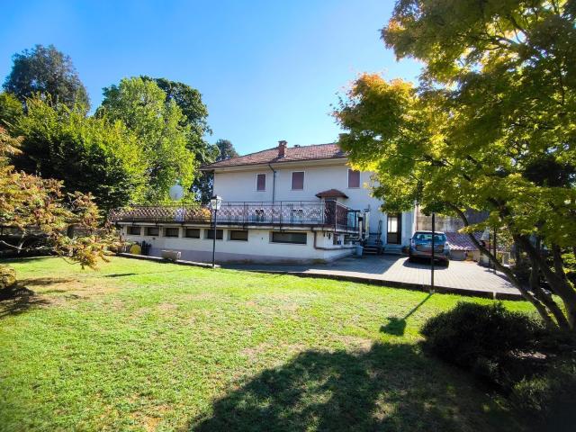 Appartamento in vendita di 170 m² in Via Giovanni Battista Maggia, 7