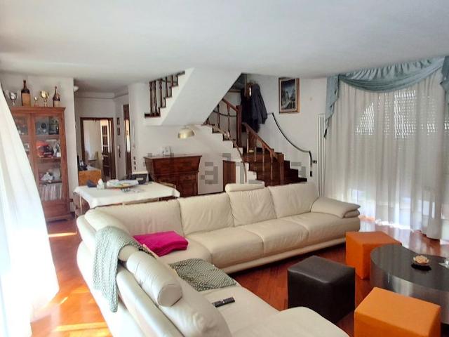 Appartamento in vendita di 170 m² in Via Giovanni Fattori