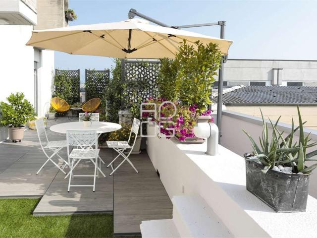 Appartamento in vendita di 170 m² in Via Giovanni Pascoli