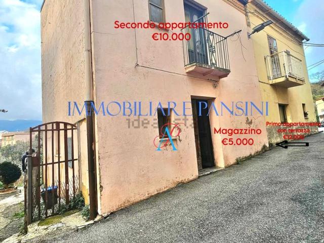 Appartamento in vendita di 170 m² in Via Gregorio Lamanna