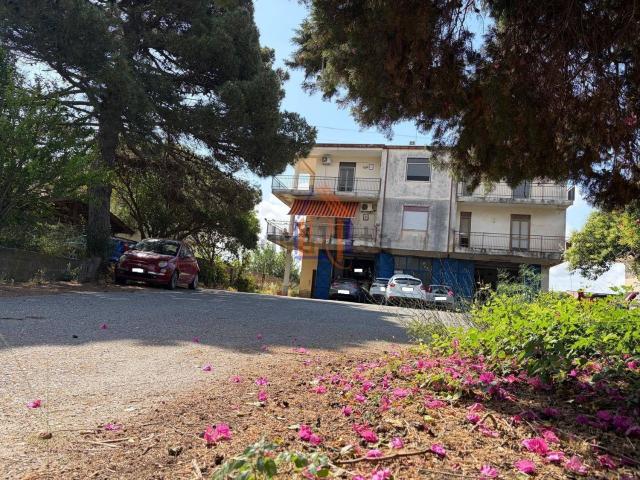 Appartamento in vendita di 170 m² in Via dei Bizantini, 259