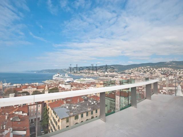 Appartamento in vendita di 170 m² in Via dei Giustinelli, 13
