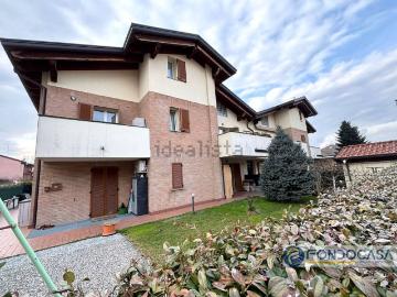 Appartamento in vendita di 170 m² in Via dei Prati