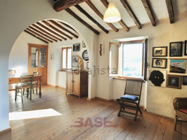 Appartamento in vendita di 170 m² in Via del Poggiarello