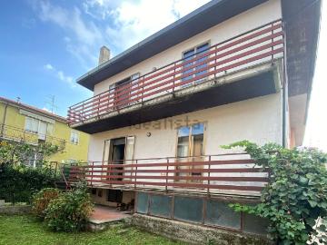 Appartamento in vendita di 170 m² in Via della Chiusa
